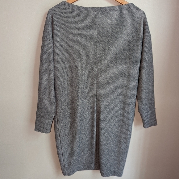 DYNAMITE Grey Ribbed Oversized Minimalist Dress Size Extra-Small - Picture 10 of 10